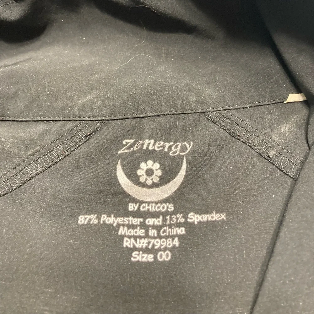 Chico’s Zenergy black zip up vest. - Picture 2 of 3